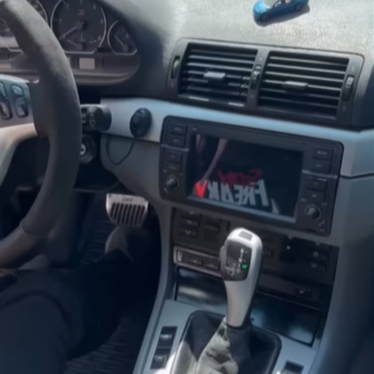 BMW E46/39 Izgara Bardaklığı